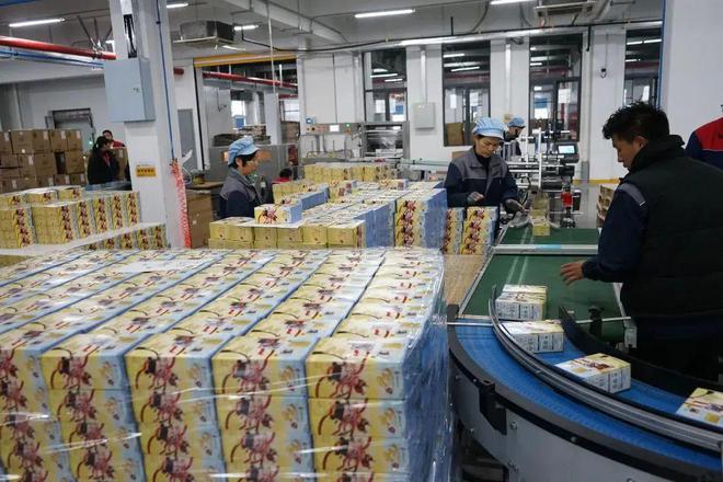 求” 成爆款竟然是开化出品！开元棋牌哪吒卡牌 “一卡难(图2)